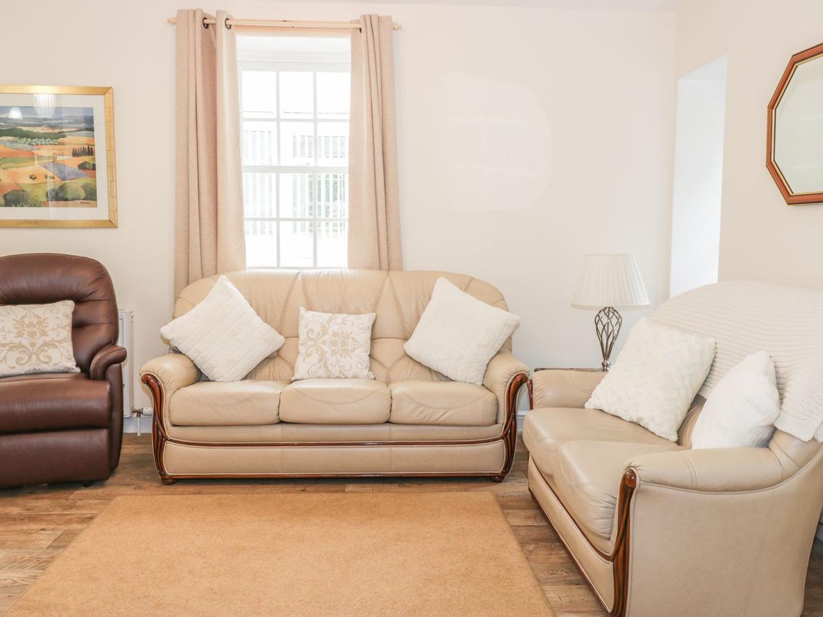 East Lodge Walkerburn Bagian luar foto